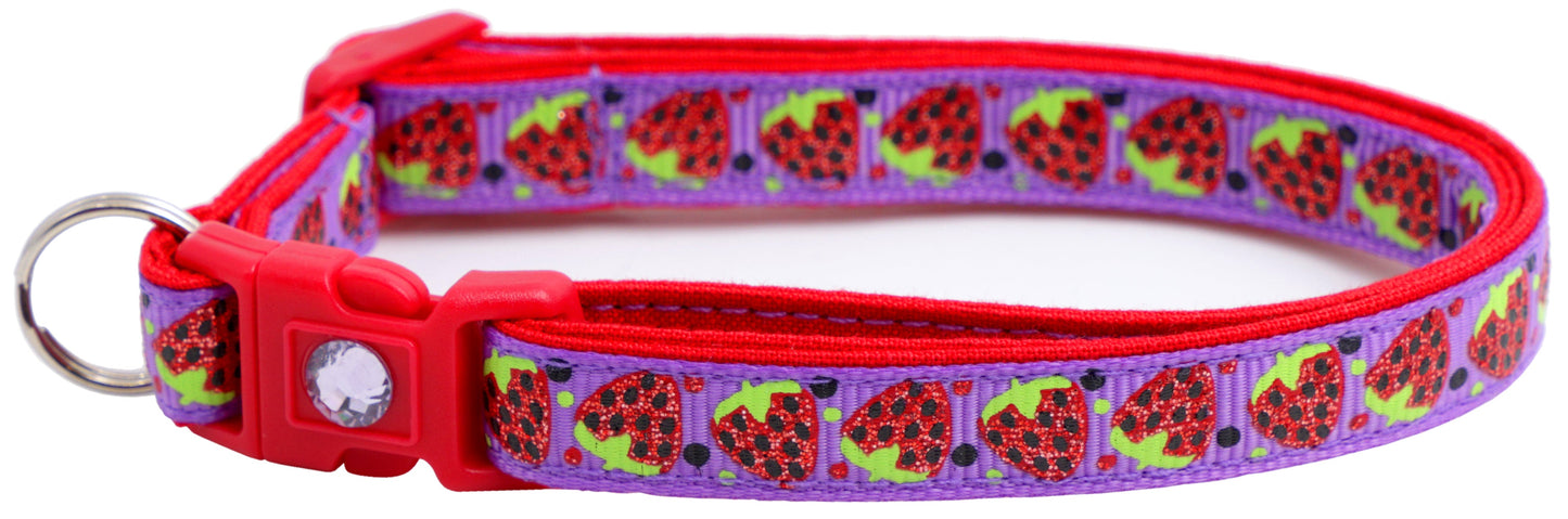 Strawberries Breakaway Cat Collar-39