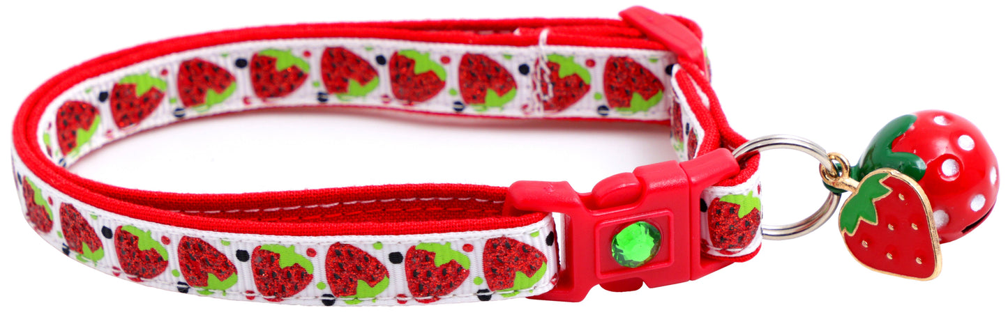 Strawberries Breakaway Cat Collar-4