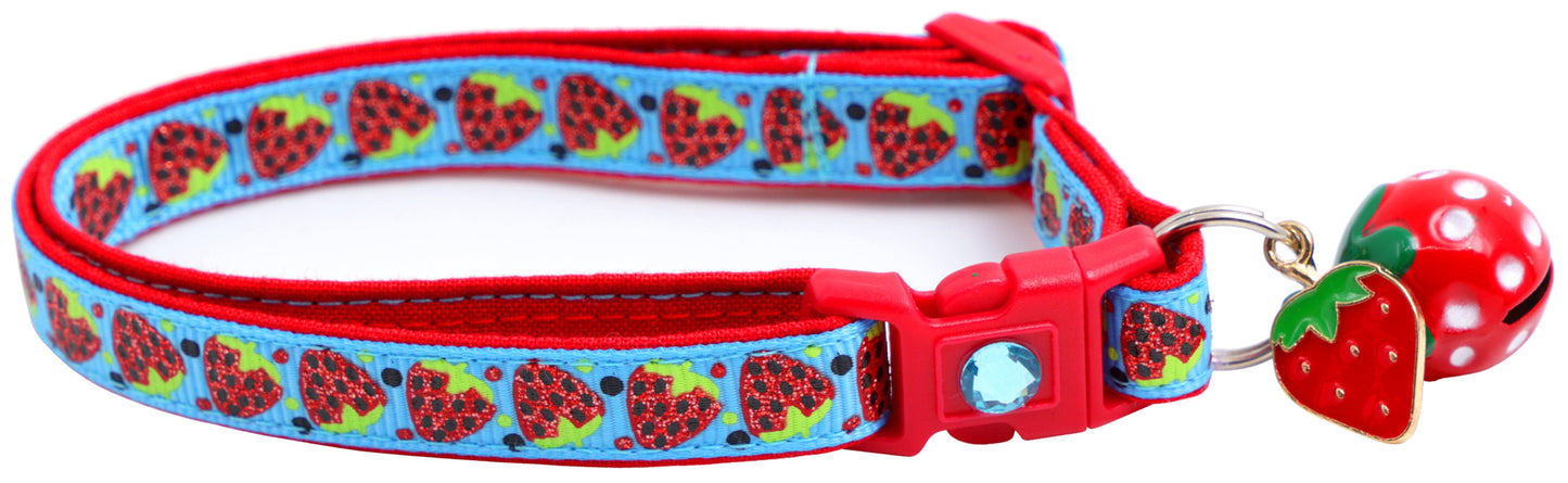 Strawberries Breakaway Cat Collar-29