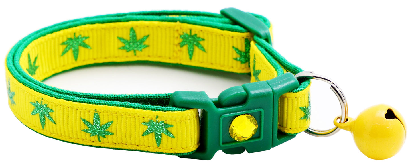 Marijuana Leaves Breakaway Cat Collar-11