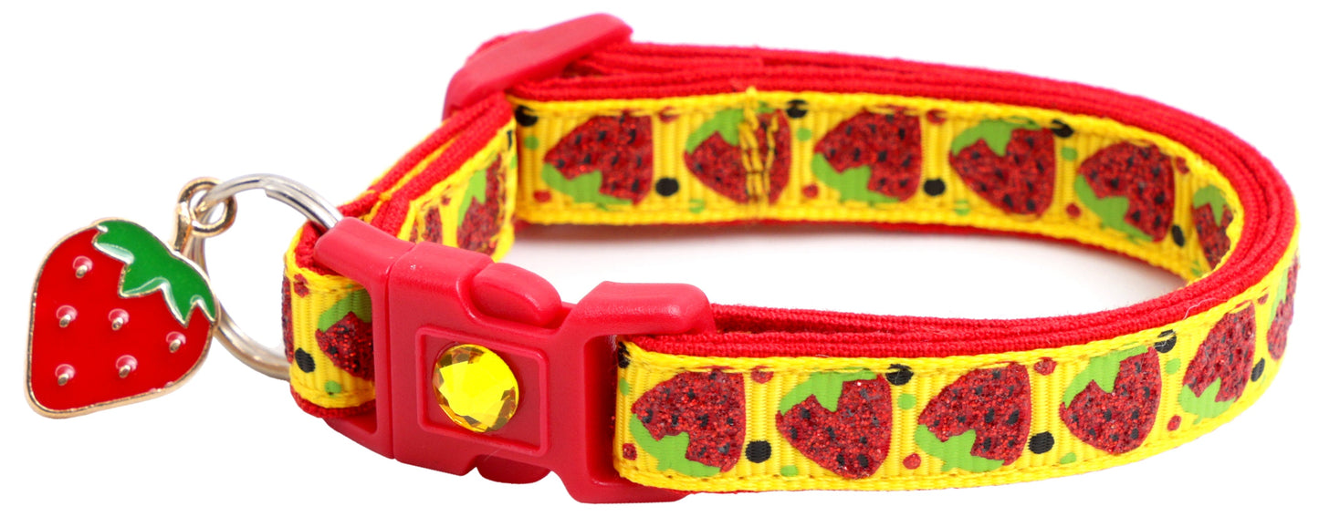 Strawberries Breakaway Cat Collar-15