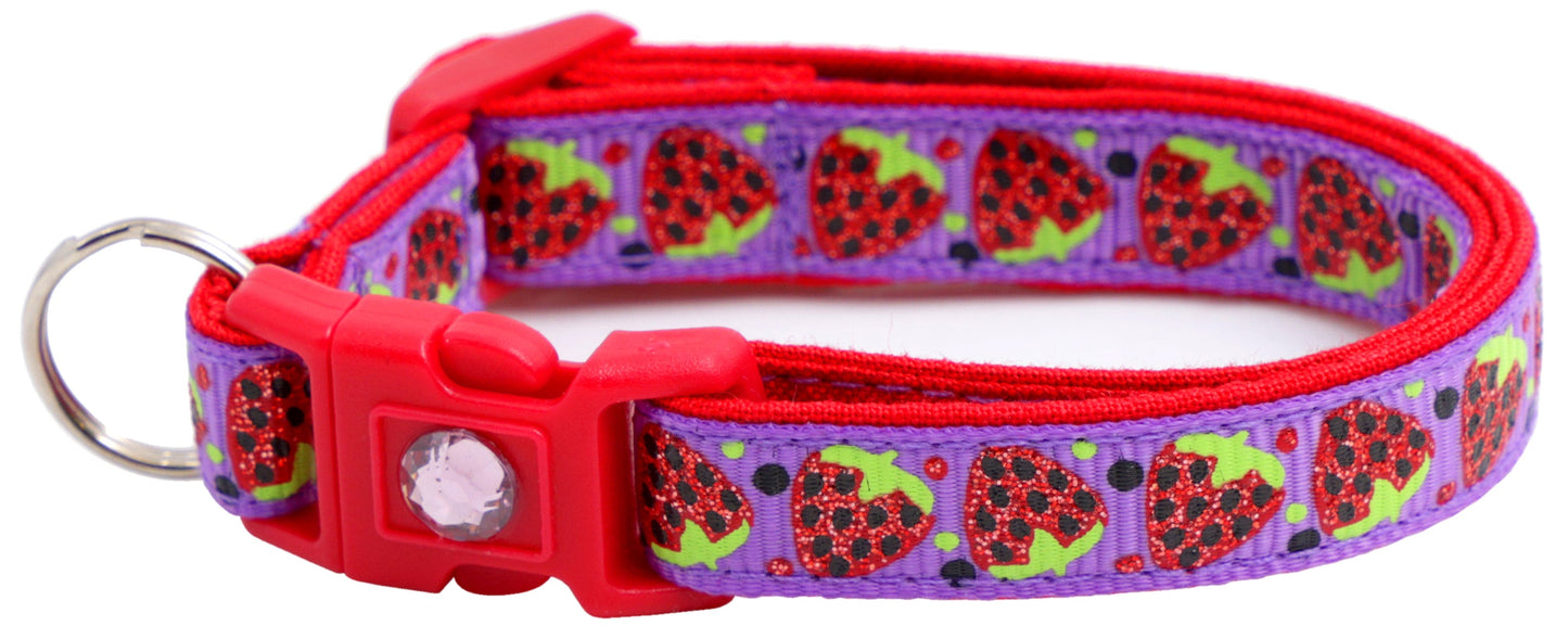 Strawberries Breakaway Cat Collar-35